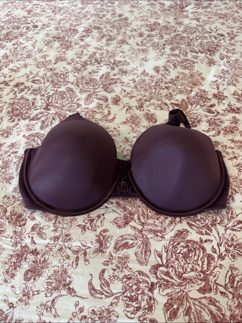 Vanity Fair Plum T-Shirt Bra with Smooth Molded Cups